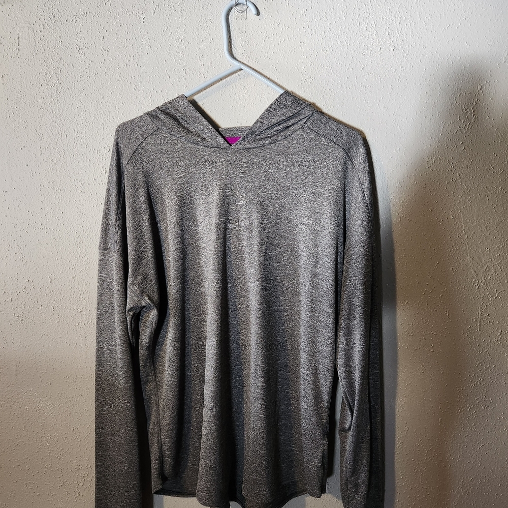 Long sleeve hooded shirt